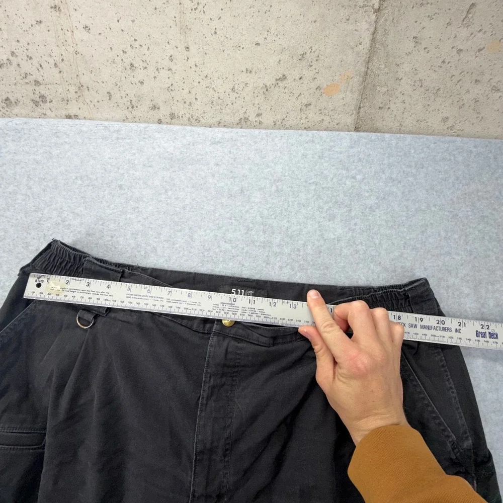 5.11 Tactical Mens Black Cargo Pants 42x30 Relaxed Fit‎ Workwear Utility Pants